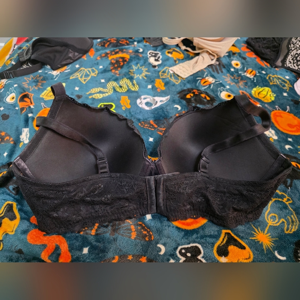 Torrid Curve Elegant Black Lace Bra - Picture 2 of 3